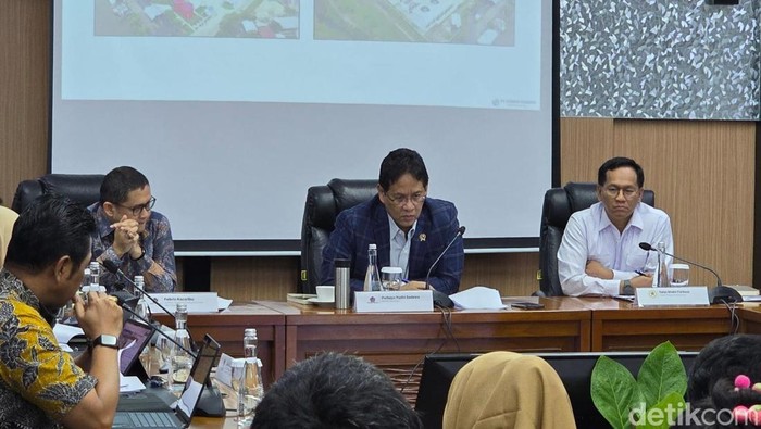 Purbaya soal 79.302 Orang Kena PHK: Gambaran Ekonomi Kita Waktu Itu