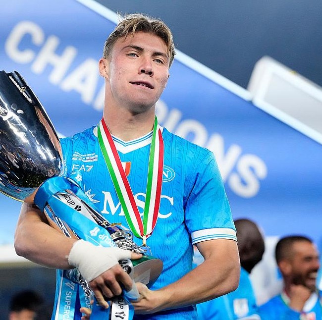 Mereka yang Cabut dari MU lalu Jadi Juara, Hojlund Terbaru