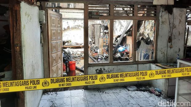 Rumah-rumah habis terbakar di Grogol Petamburan, Jakbar. (Rachma Indira/detikcom)