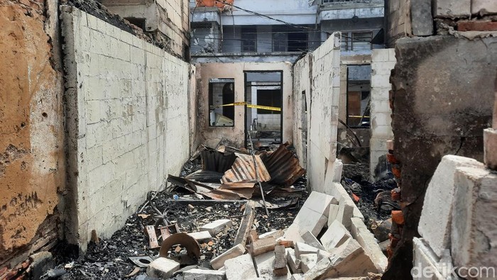 Penampakan Rumah di Permukiman Padat Grogol Petamburan Jakbar Ludes Terbakar