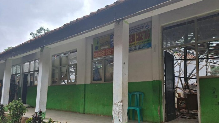 4 Ruangan SDN di Nanggung Bogor Rusak Diterjang Angin Kencang
