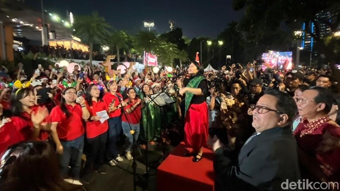 Rano Hadiri Christmas Carol di Sudirman, Doa untuk Korban Bencana Sumatera