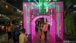 Potret Warga Tumpah Ruah Nikmati Gemerlap Jakarta Light Festival