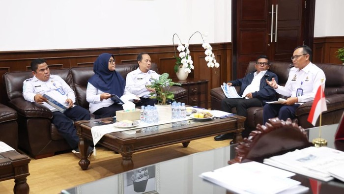 Andra Soni Minta Warga Banten Pantau Informasi BMKG: Jangan Termakan Hoaks