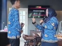 Kelakuan ASN Pemkab Bangkalan Karaoke di Kafe Saat Jam Kerja Tuai Hujatan