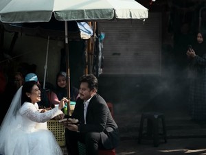 Boiyen dan Rully Anggi Akbar Kompak Tak Hadiri Sidang Cerai