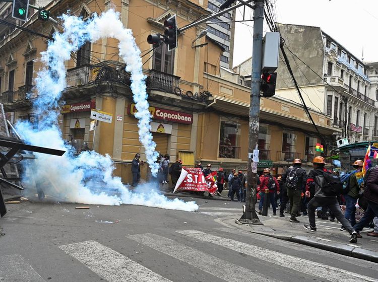 Subsidi BBM Dicabut, Ekonomi Bolivia Bergejolak