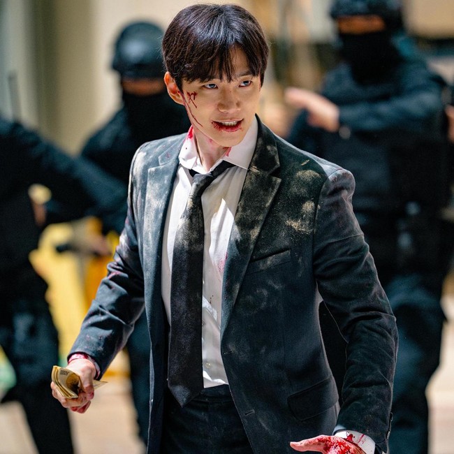 Aksi Lee Junho di Drakor Netflix Cashero, Tayang 26 Desember!