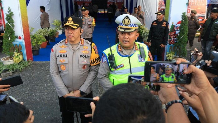 Arus Mudik di Tol Riau Meningkat pada H-1 Natal, Polisi Patroli Mobile