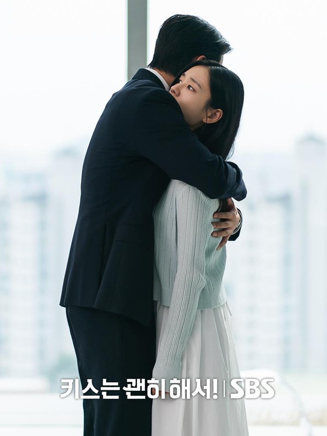 Pelukan Jang Ki Yong Buat Ahn Eun Jin di Dynamite Kiss Episode 13