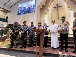 Pesan Damai Gubernur Khofifah Dalam Natal 2025