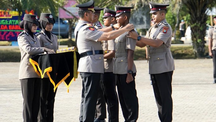 Kapolda Lantik 78 Bintara Polri di SPN Polda Babel