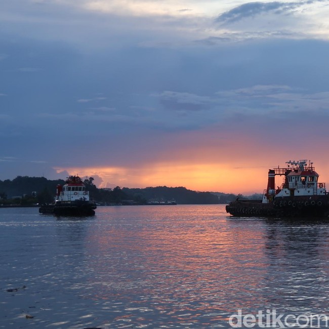 Foto Senja Kawasan Tepian Segah, Spot Hits Ala Blok M di Berau