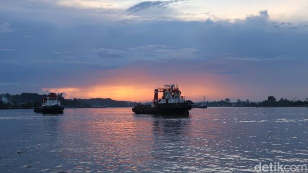 Kawasan Tepian Segah di Tanjung Redeb Kawasan Tepian Segah di Tanjung Redeb