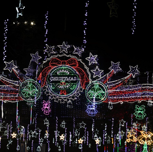 Park Street Kolkata Bersinar Sambut Natal