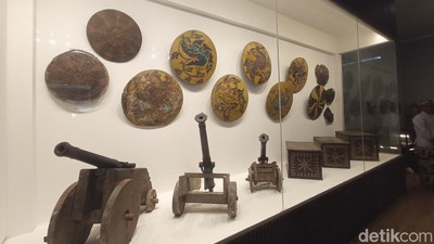 Intip Koleksi Museum Keraton Kanoman