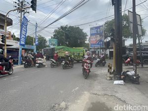 Traffic Light di Lapangan Lasinrang Pinrang 3 Pekan Dibiarkan Rusak