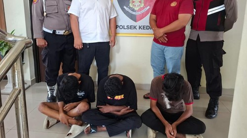 Para pelaku pencurian tabung gas di Desa Banjar Anyar, Kecamatan Kediri, Tabanan, diamankan di Polsek Kediri.