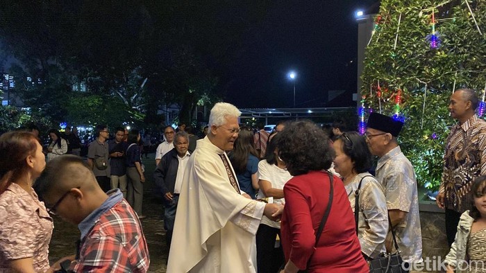 Perayaan Natal di Gereja Santo Joseph, Kota Sukabumi, Rabu (24/12/2025) malam.