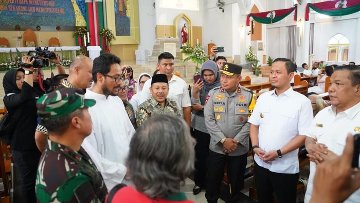 Plt Gubernur-Kapolda Riau Cek Gereja Pastikan Ibadah Malam Natal Aman