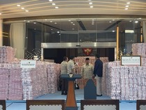 Video: Gunungan Uang Rp 6,6 T Hampir Tutup Pintu Gedung Kejagung
