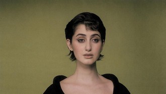 7 Potret Pemotretan Perdana 'First Lady' New York Termuda Beragama Islam