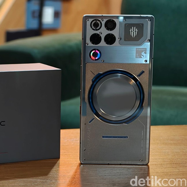 Unboxing Redmagic 11 Pro: HP Gaming Spek Dewa, Rilis 8 Januari di Indonesia