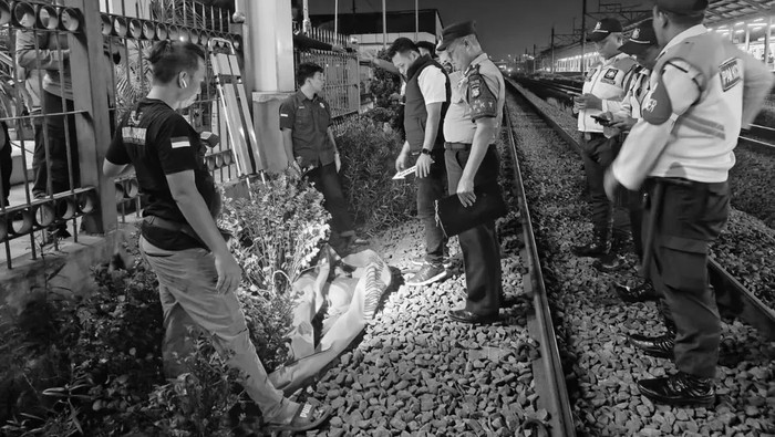 Bocah Tak Dikenal Tewas Tertabrak Kereta di Cakung