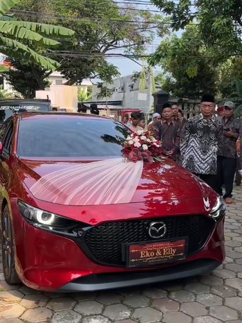 Viral Pernikahan Juragan Sembako, Seserahan Mewah Mobil hingga Emas 30 Gram