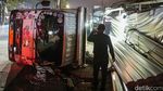 Truk Terguling di Meruyung Raya, Arus Lalu Lintas Depok Padat Berjam-jam