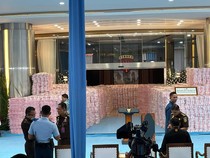 Kejagung Perlihatkan Gunung Uang Rp 6,6 Triliun Hasil Sitaan Korupsi