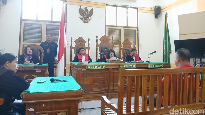 2 Kurir Sabu 89,6 Kg Divonis Seumur Hidup dan 20 Tahun Penjara di PN Medan