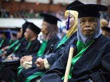 Wisuda Sekolah Lansia di Aceh, Ribuan Peserta Buktikan Belajar Tak Terbatas Usia