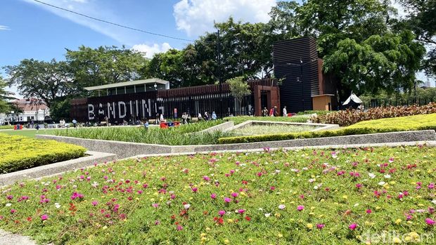 Alun-alun Bandung