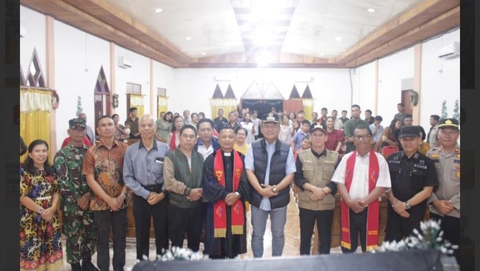 Natal di Gereja Methodist Tebing Tinggi Kondusif dan Khidmat