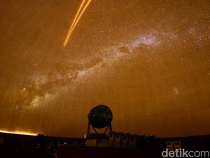 Viral Calo Tiket Planetarium di Medsos, Ini Kata Pramono