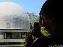 Video: Teknologi Baru di Teater Bintang Planetarium Jakarta