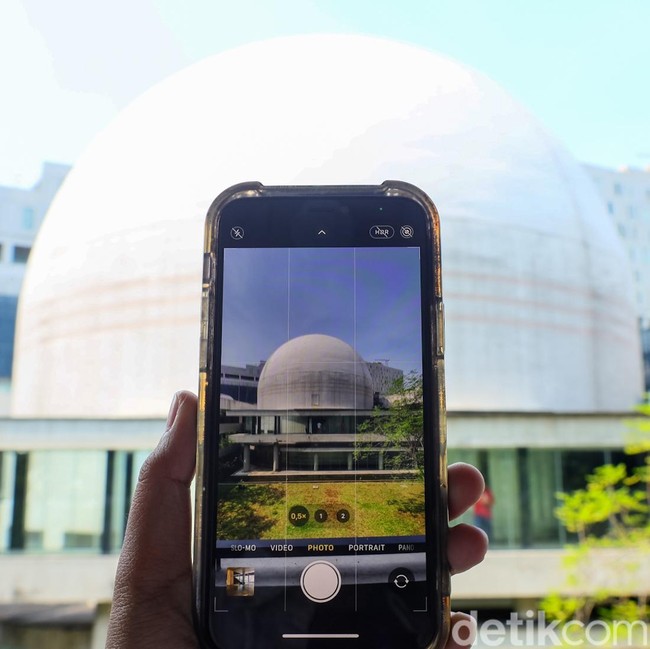 Di Bawah Kubah Bintang, Planetarium TIM Kembali Menyala