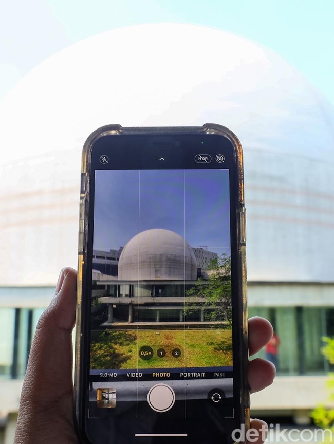 Di Bawah Kubah Bintang, Planetarium TIM Kembali Menyala