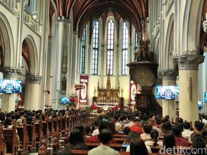 Video: Ibadah Misa Natal 2025 di Gereja Katedral Hari Ini Berjalan Lancar