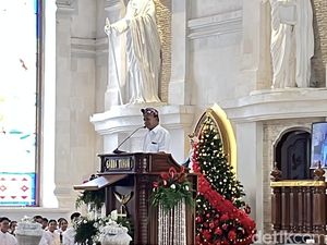 Dari Katedral Denpasar, Koster Ajak Umat Katolik Jaga Moral Generasi Muda