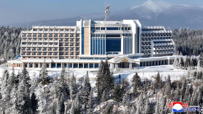 Kim Jong Un Pamer Hotel Mewah, Minta Rakyatnya Tak Usah Iri dengan Negara Lain!