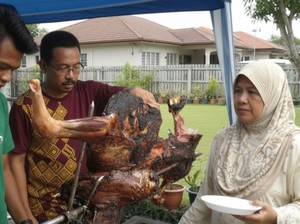 Kambing Guling Akikah Ludes Dibungkus Tamu Serakah, Curhatan Ibu Ini Viral
