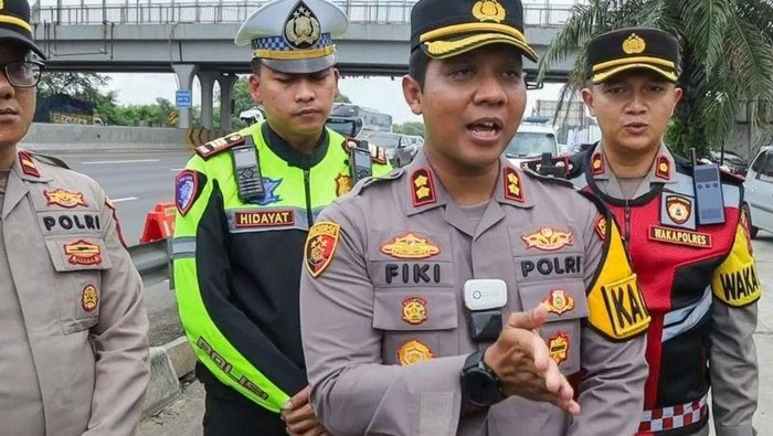Lalin Padat, Rest Area Km 57 Tol Jakarta-Cikampek Diberlakukan Buka Tutup