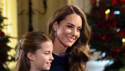 Kejutan Natal, Kate Middleton dan Putri Charlotte Duet Main Piano