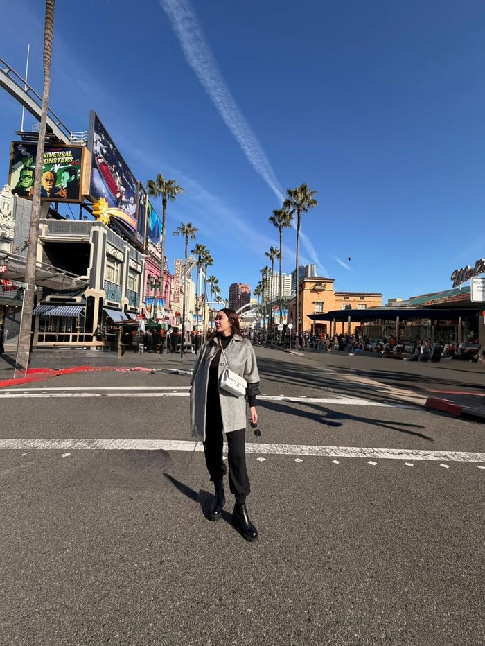 Liburan akhir tahun ala Aura Kasih