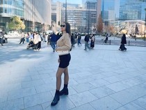 Potret Liburan Aura Kasih