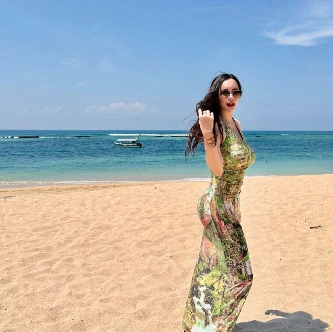 Aura Kasih Pernah Tegaskan Pintu Rumah Terbuka untuk Eryck Amaral Bertemu Anak