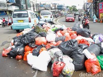 Masalah Sampah Tak Kunjung Usai, Ciputat Kembali Dipenuhi Sampah