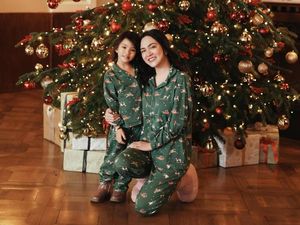 9 Gaya Artis Merayakan Natal 2025, Kental Nuansa Merah-Hijau